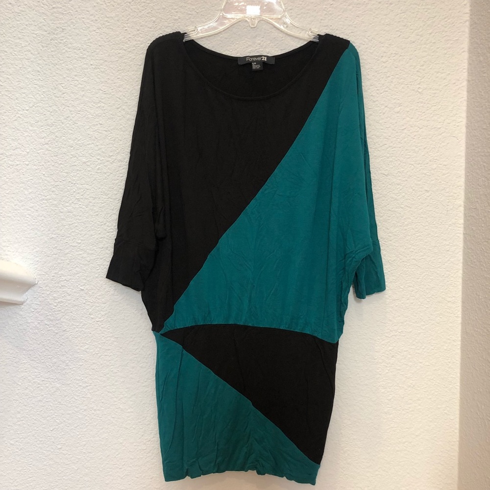 Size Small Geometric Patterned Dress - image 1